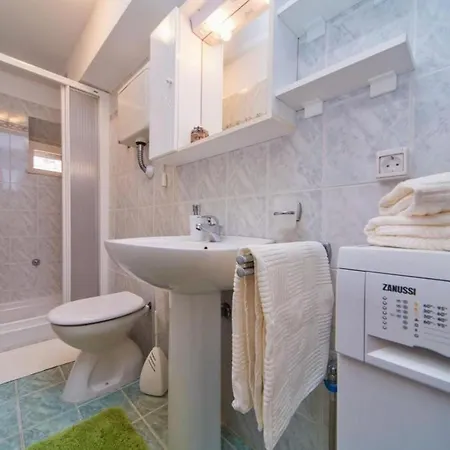 Maru - Two Bedroom With City View * דוברובניק